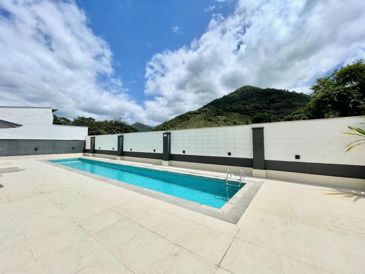 Jathy - Centro Apartment Ubatuba Exterior photo